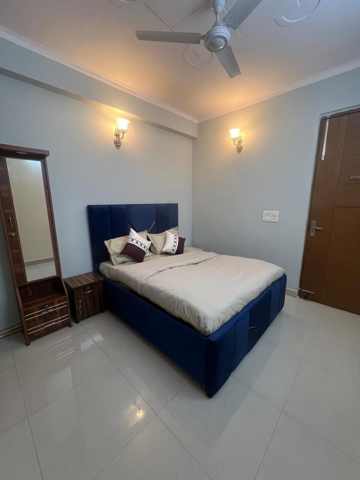 Apartment Qazi's Modern 3bhk Flat