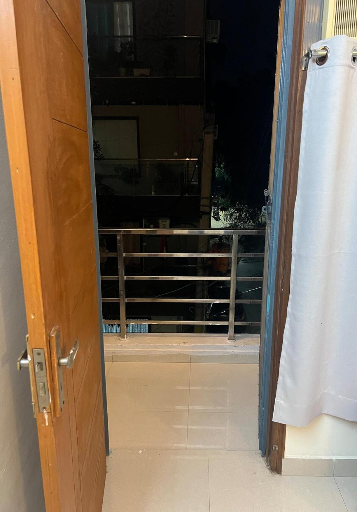 Qazi's Modern 3bhk Flat Apartment New Delhi